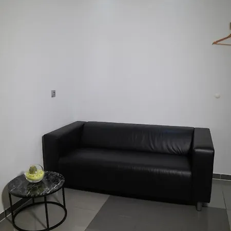 Ferienwohnung Dreams Im Erdgeschoss Koetz Exterior foto